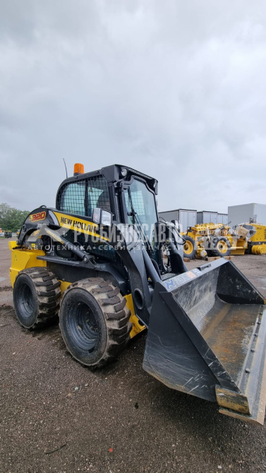 Купить Мини-погрузчик New Holland L320 б/у ( 2021г.в. 200 м/ч) в компании Русбизнесавто - изображение 4