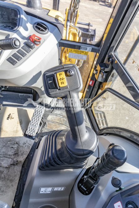 Купить Экскаватор-погрузчик New Holland B115C Performance (рычаги сзади, Италия) в компании Русбизнесавто - изображение 9