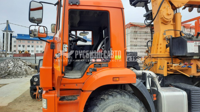 Купить КМУ КАМАЗ 43118-23027-50 + SOOSAN SCS866LS+бур 400мм.+борт ст.6.2м. б/у (2021г., 7 000 км., 250 м/ч) в компании Русбизнесавто - изображение 9