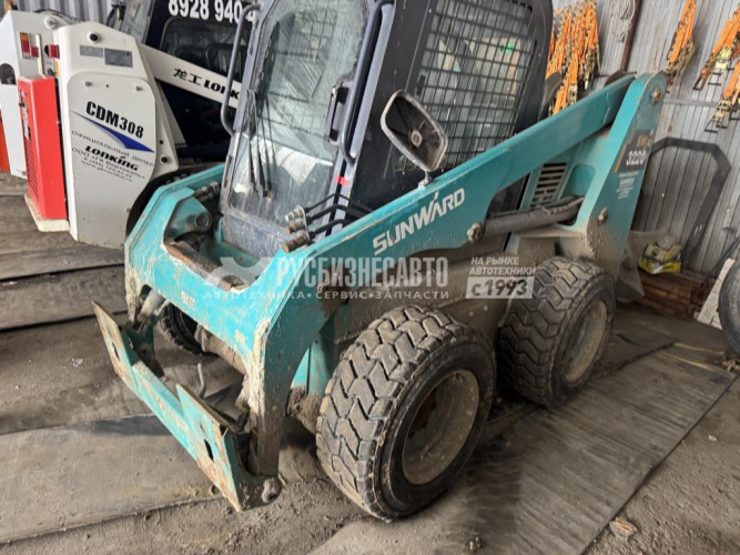 Купить Мини-погрузчик  SUNWARD SWL3220  б/у (2023 г.в., 00 000 м.ч) (0788)-Сбер комиссия в компании Русбизнесавто - изображение 1