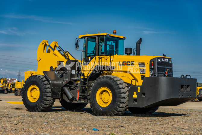 Купить Погрузчик фронтальный LGCE LFT30F в компании Русбизнесавто - изображение 0