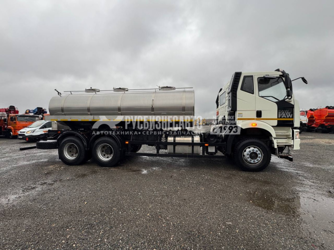 Купить Автоцистерна для пищевых жидкостей на шасси FAW J6 б/у (2023 г.в. 13 756 км)(9003) в компании Русбизнесавто - изображение 5