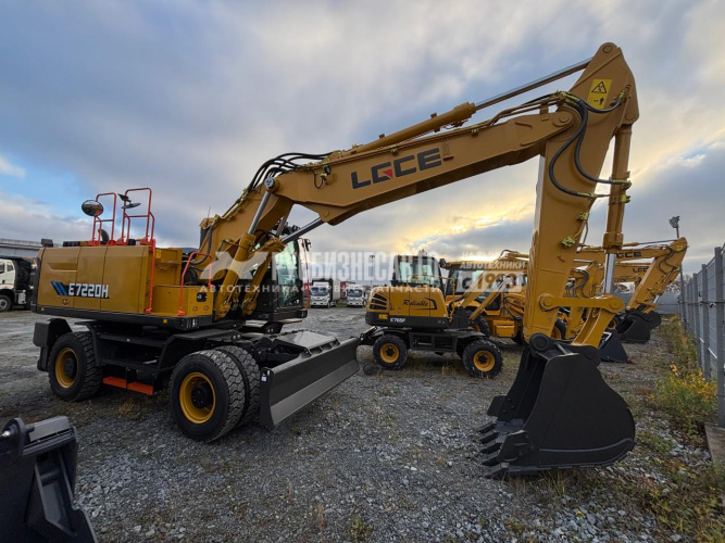 Купить Экскаватор колесный LGCE E7220H (Двухпоточная гидролиния (X3)) в компании Русбизнесавто - изображение 12