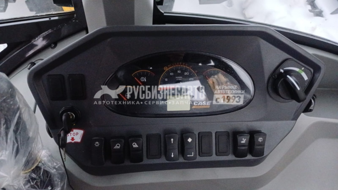 Купить Экскаватор-погрузчик CASE 695SV Performance (Tier 3, рычаги сзади, без вил, Италия) в компании Русбизнесавто - изображение 10