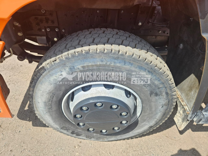 Купить Автобетоносмеситель 5814Z9 на шасси КАМАЗ 6520 6х4 б/у (2023 г., 14 143 км., 589 м.ч.)(2071) в компании Русбизнесавто - изображение 8