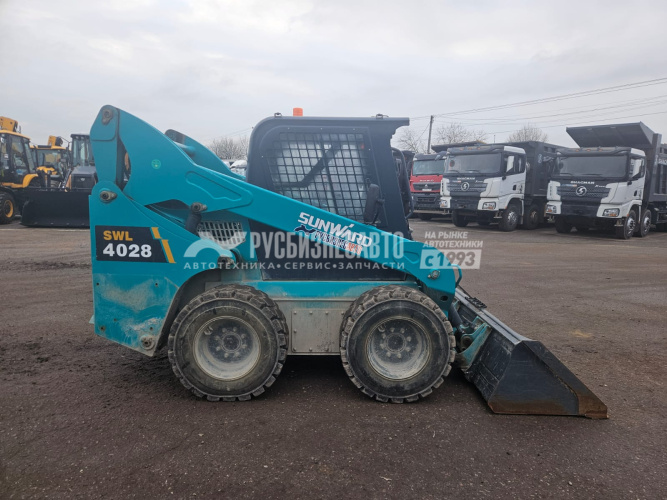 Купить Мини-погрузчик SUNWARD SWL4028  б/у (2023 г.в., 2 632 м.ч) (0284) Сбер комиссия в компании Русбизнесавто - изображение 2