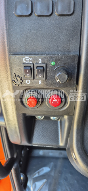 Купить СпецАвтоКам КАМАЗ 68901G бортовой зерновоз 27,6 м3 на шасси 65115-3094-48 в компании Русбизнесавто - изображение 18