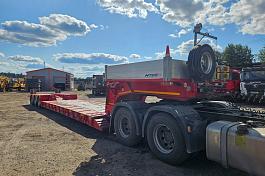 СПЕЦПРИЦЕП 9942D3 трал низкорамный, передний заезд б/у (2023г.)(2178)-продажа с sitrak вин 9789