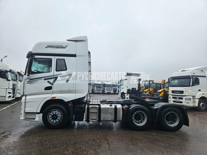 Купить Седельный тягач FAW J7 6x4, б/у (2023 г., 54 746 км.)(5564) в компании Русбизнесавто - изображение 6