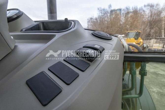 Купить Экскаватор-погрузчик New Holland B80C (с вилами, Индия) – 2025 в компании Русбизнесавто - изображение 11