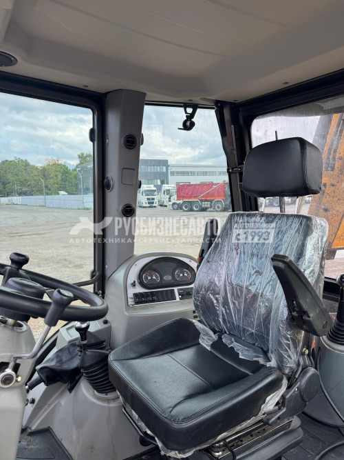 Купить Экскаватор-погрузчик STI 4CX б/у (2022 г., 2 261 м.ч.)(1297) в компании Русбизнесавто - изображение 2