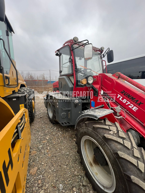 Купить Фронтальный погрузчик Runmax TL872E б/у (2022г., 367 м.ч. телескоп. стрела) в компании Русбизнесавто - изображение 9