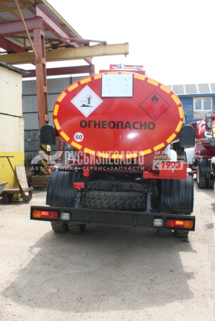 Купить АТЗ-5-ГАЗ-C41R13 (5,3 м3, 2 отс. УВТ, насос СВН-80, мод. 2790D, СПЕКТР) в компании Русбизнесавто - изображение 1