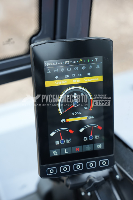 Купить Экскаватор колесный UMG E170W в компании Русбизнесавто - изображение 7