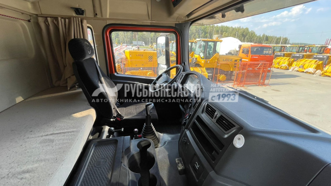 Купить SHACMAN SX42584V324 седельный тягач (2022г., 65 517км) (5632) в компании Русбизнесавто - изображение 18