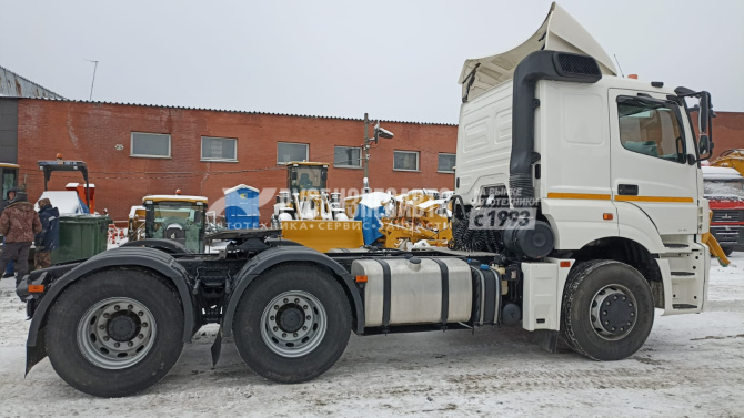 Купить Седельный тягач КАМАЗ 65206-T5 (Т2640) б/у (2021 г., 230 904 км) в компании Русбизнесавто - изображение 2
