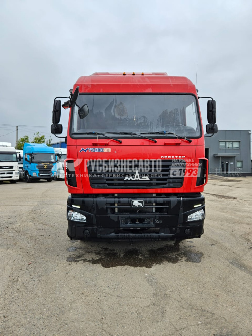 Купить Тягач 6х4 МАЗ 643028-520-012 Weichai, ССУ 1380, рессор б/у (2020 г.в. 144 309 км.) в компании Русбизнесавто - изображение 1