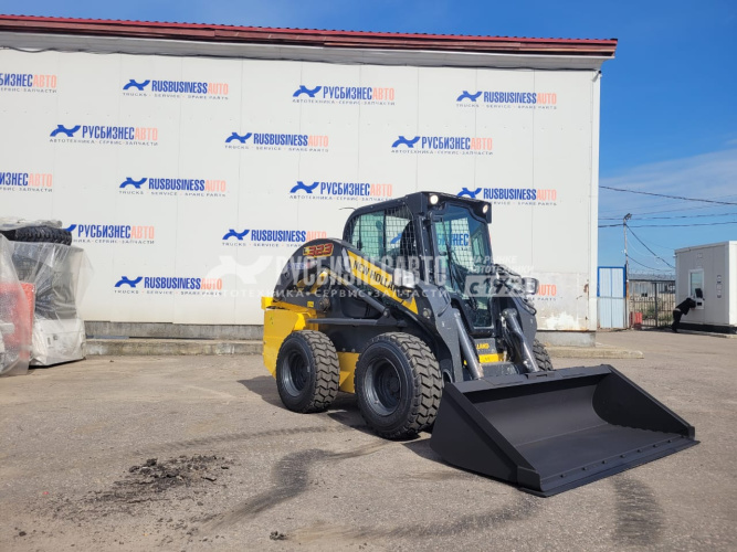 Купить Мини-погрузчик New Holland L323 б/у (2021 г.в. 1 468 м/ч)(Вилы+ковш+щётка) в компании Русбизнесавто - изображение 0