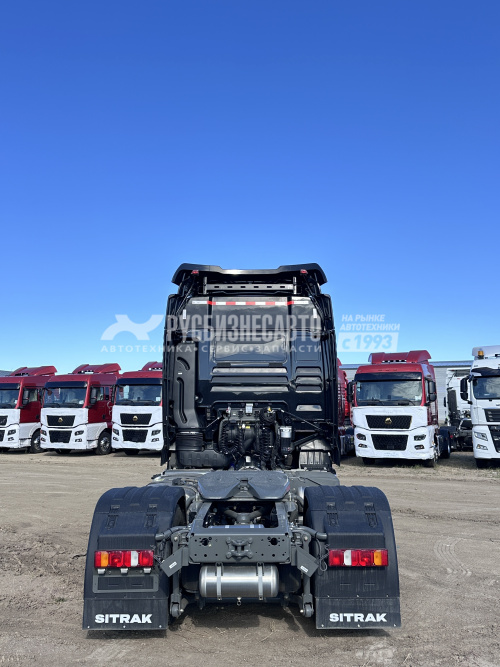 Купить Тягач SITRAK C7H MAX 4x2 ( ZZ4186V391HE ) / без АДР и КОМ / один бак / запас.колесо на раме в компании Русбизнесавто - изображение 9