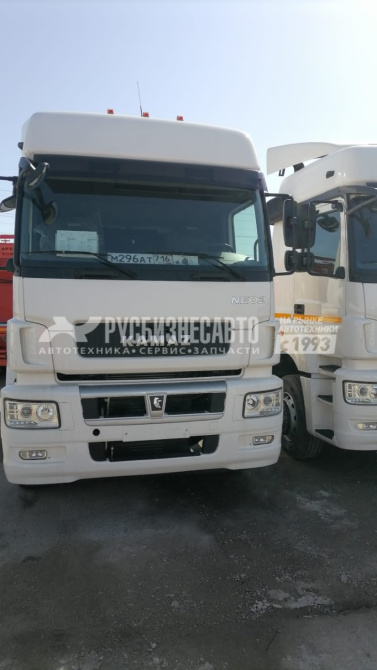 Купить КАМАЗ 5490-032-87, МКПП седельный тягач б/у (2020 г., 97 км.) на гарантии в компании Русбизнесавто - изображение 2