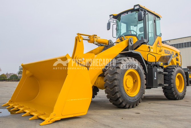 Купить Погрузчик фронтальный одноковшовый SDLG L936H в компании Русбизнесавто - изображение 1