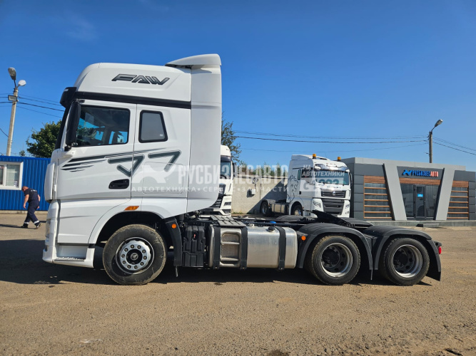 Купить Седельный тягач FAW J7 6x4, б/у (2023 г., 63 785 км.)(5731) в компании Русбизнесавто - изображение 6