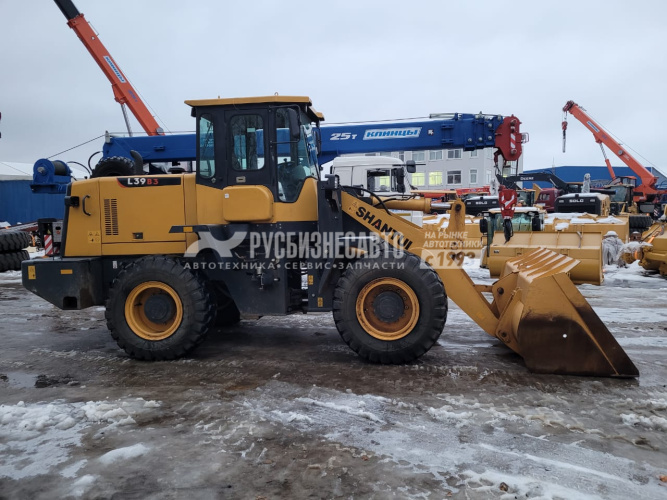 Купить Погрузчик фронтальный Shantui L39-B3 б/у (2021г.в., 850 м.ч.) в компании Русбизнесавто - изображение 3