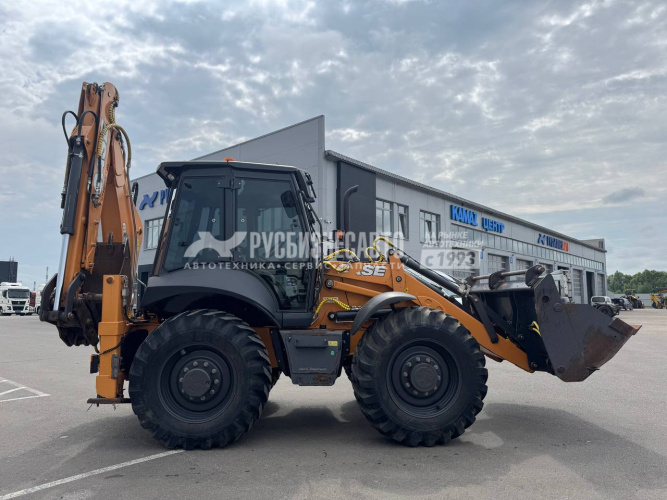Купить Экскаватор-погрузчик  CASE 695 SV б/у (2023 г., 2 708 м.ч.)(0901) в компании Русбизнесавто - изображение 3