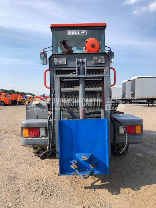 Купить Фронтальный погрузчик Bull SL150 б/у (2018 г.в., 260 м/ч) в компании Русбизнесавто - изображение 3