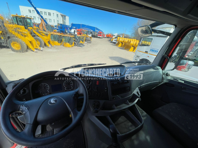 Купить КАМАЗ 65806 седельный тягач 6x4 б/у (2021г., 116 750 км.) новая резина на задних осях в компании Русбизнесавто - изображение 9