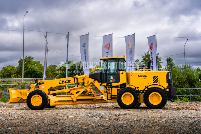 Купить Автогрейдер LGCE G9220F AWD (АПН, полный привод, передний отвал, средний отвал) в компании Русбизнесавто - изображение 6
