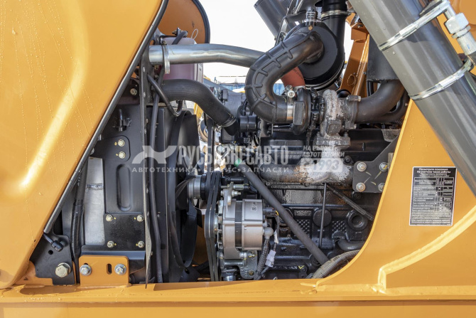 Купить Экскаватор-погрузчик CASE 570SV (с параллельной стрелой и вилами, Индия) в компании Русбизнесавто - изображение 7