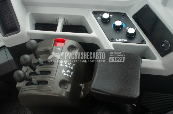 Купить Погрузчик фронтальный LGCE L935H (ковш 2,1 м стандартный, доп. линия) в компании Русбизнесавто - изображение 13