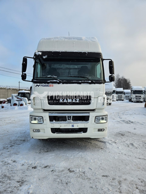 Купить КАМАЗ 5490-DC (МКПП) седельный тягач б/у (2019 г., 302 235 км.) в компании Русбизнесавто - изображение 1