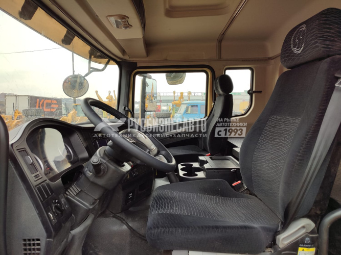 Купить Самосвал SHACMAN SX33186T366, 8x4 б/у (2021г., 65062 км) в компании Русбизнесавто - изображение 1