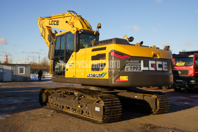 Купить Экскаватор гусеничный LGCE E6215HLC (Однопоточная гидролиния) в компании Русбизнесавто - изображение 0