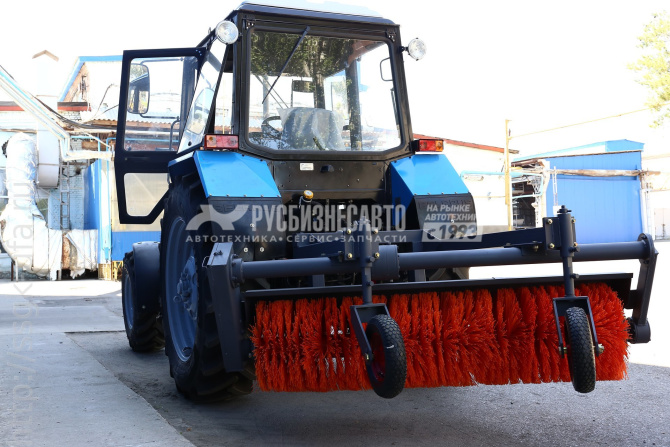 Купить Щетка МК-4.1 (усиленные колёса) в компании Русбизнесавто - изображение 0