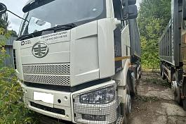 Самосвал FAW J6 (8х4) б/у (2023 г., 74 585 км., П -образный) (0950)