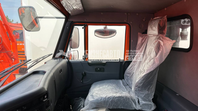 Купить КО-427-72 на шасси КАМАЗ 53605-3950-48 Мусоровоз с задней загрузкой, портал, 18,5 м3 в компании Русбизнесавто - изображение 4