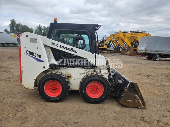 Купить Мини-погрузчик  LONKING CDM308 б/у (2022 г.в., 1 563 м.ч) (0057) в компании Русбизнесавто - изображение 2