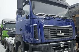 Седельный тягач МАЗ-643028 6x4, б/у (2023 г., 54 500 км.)(1409)Сбер комиссия- Бронь Попов А.