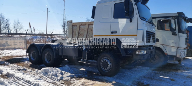 Купить Тягач 6х6 МАЗ 643228 Weichai, ССУ 1550, б/у (2020 г.24624 км) в компании Русбизнесавто - изображение 1