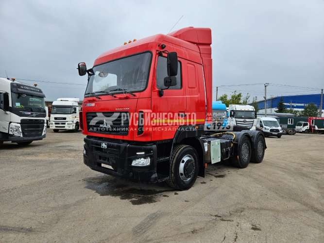 Купить Тягач 6х4 МАЗ 643028-520-012 Weichai, ССУ 1380, рессор б/у (2020 г.в. 144 309 км.) в компании Русбизнесавто - изображение 0