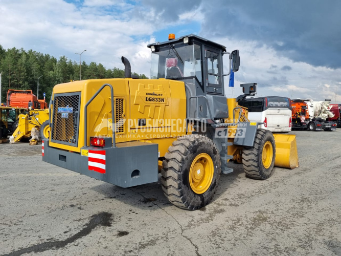 Купить Погрузчик фронтальный LONKING LG833N б/у (2022г., 295 м.ч.)(5811) в компании Русбизнесавто - изображение 4