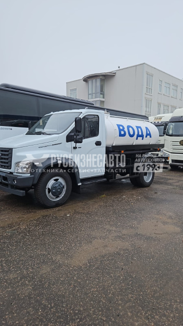 Купить АЦ пищевая ГАЗ-C41R13 (4,2 м3, 1 отсек, подогрев цистерны) в компании Русбизнесавто - изображение 0