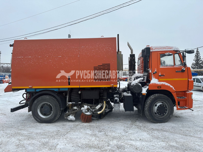 Купить КО-318Д Б/У на шасси КАМАЗ-53605 вакуумная подметально-уборочная (пылесос) пробег 25189 км, 970 м/ч в компании Русбизнесавто - изображение 0