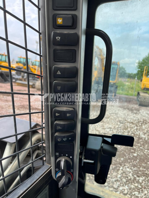 Купить Мини-погрузчик New Holland L325 (2021г. 816 м/ч) в компании Русбизнесавто - изображение 14