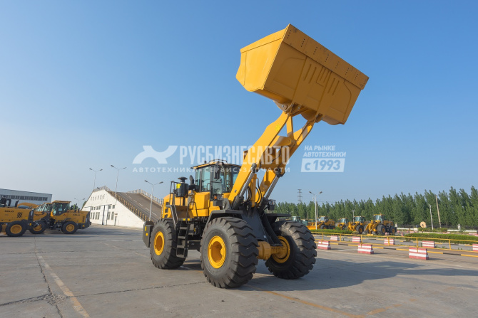 Купить Погрузчик фронтальный одноковшовый LGCE L989F в компании Русбизнесавто - изображение 1