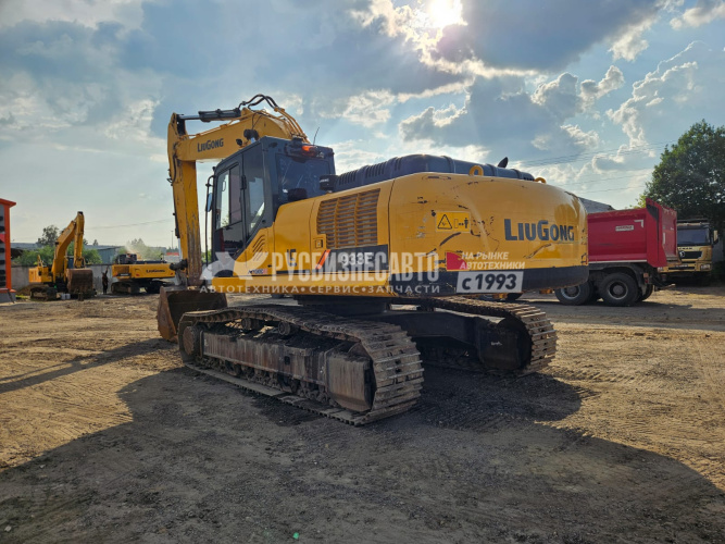Купить Экскаватор гусеничный Liugong CLG933E б/у (2022г., 5 385 м/ч) (3325) в компании Русбизнесавто - изображение 5