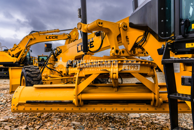 Купить Автогрейдер LGCE G9220F AWD (АПН, полный привод, передний отвал, средний отвал) в компании Русбизнесавто - изображение 10